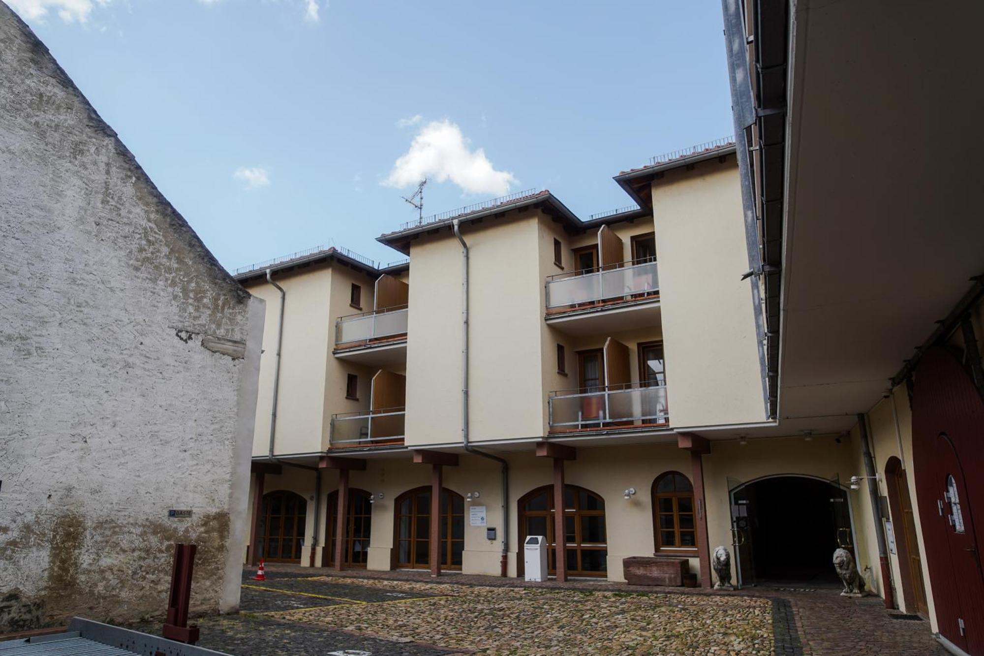Hotel Erlenbacher Hof Bad Homburg vor der Höhe Exteriör bild