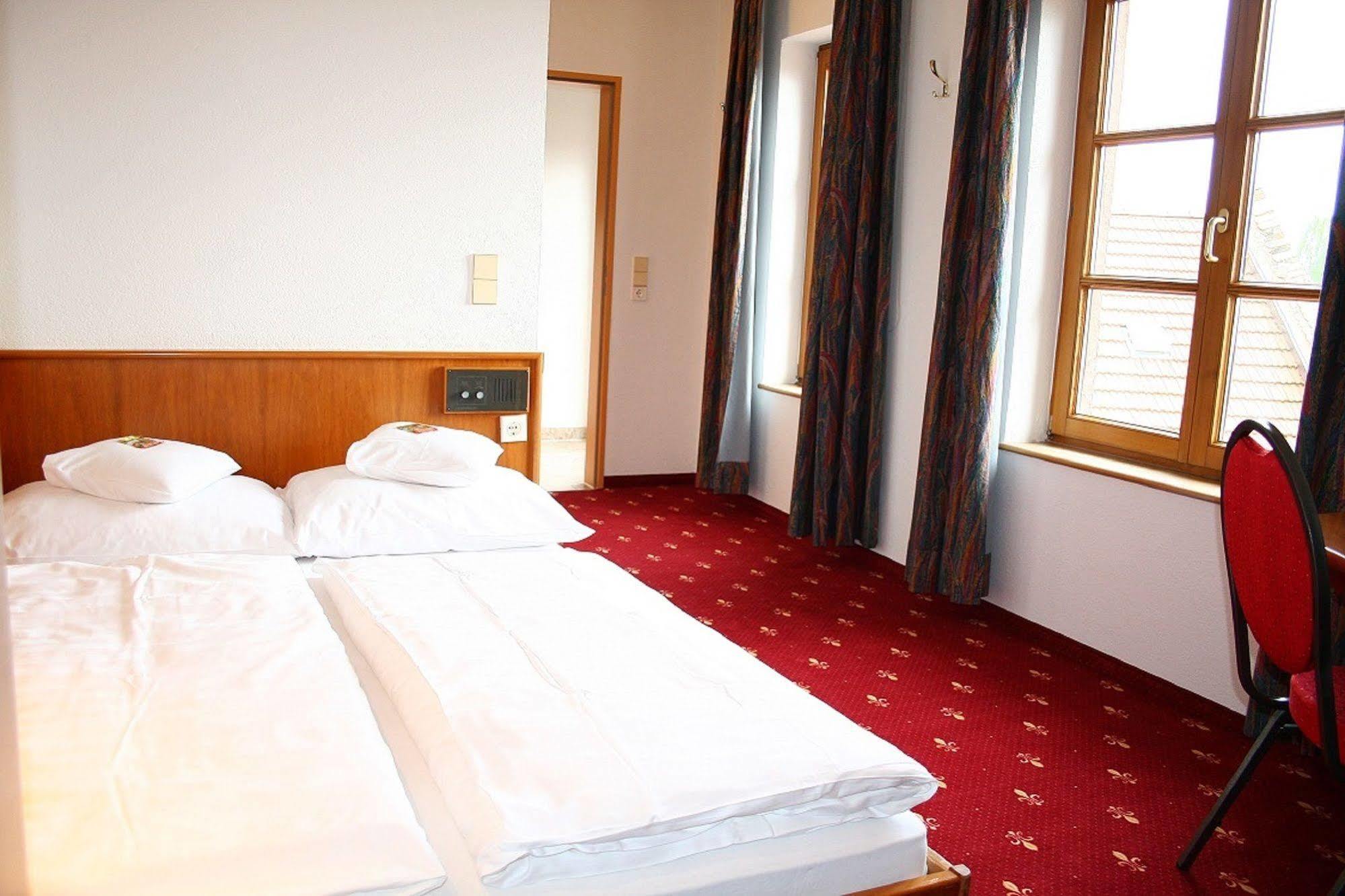 Hotel Erlenbacher Hof Bad Homburg vor der Höhe Exteriör bild