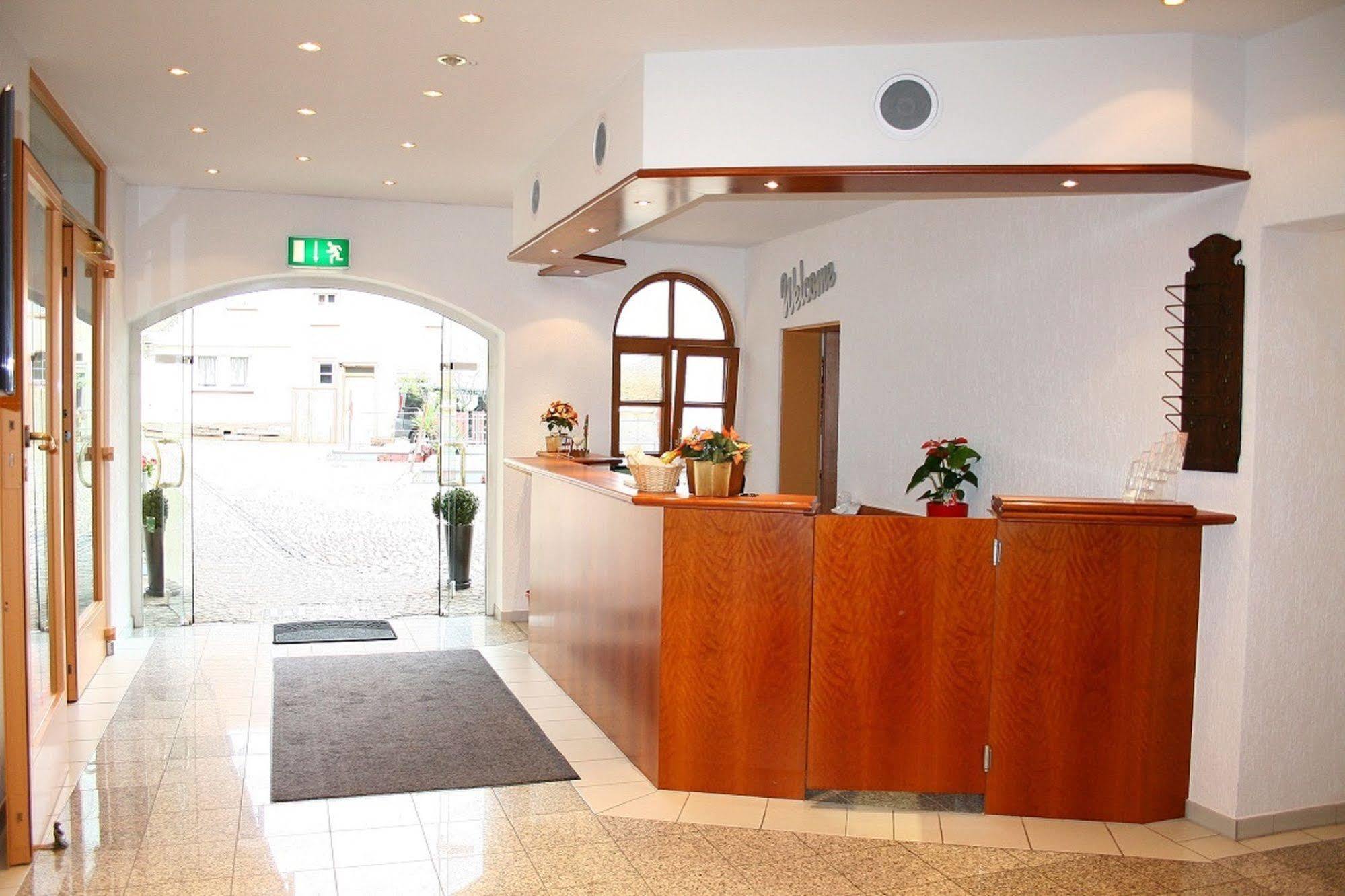 Hotel Erlenbacher Hof Bad Homburg vor der Höhe Exteriör bild