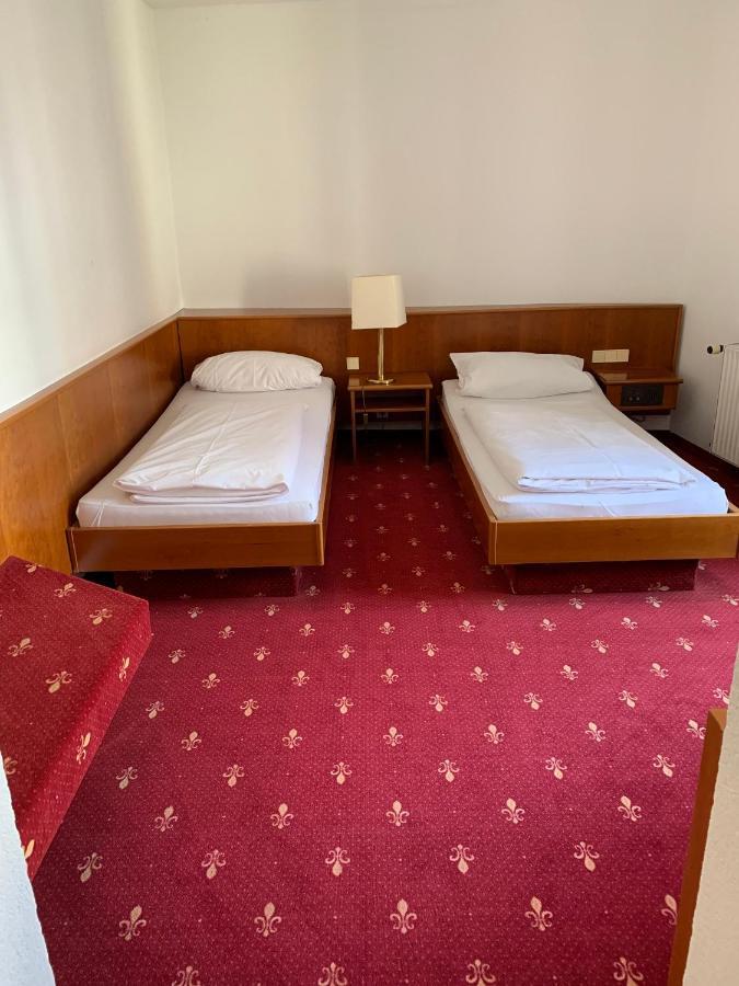Hotel Erlenbacher Hof Bad Homburg vor der Höhe Exteriör bild
