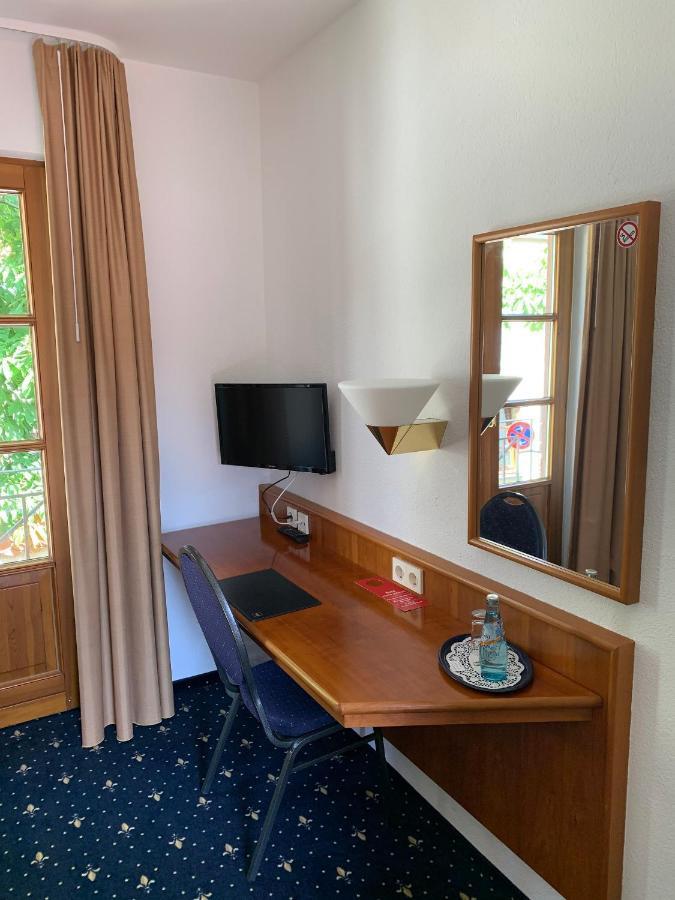 Hotel Erlenbacher Hof Bad Homburg vor der Höhe Exteriör bild